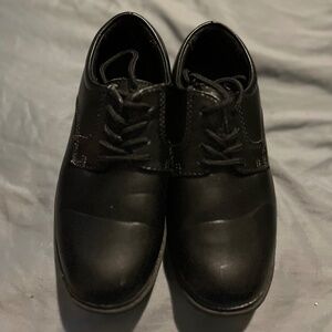 Boys black dress shoe